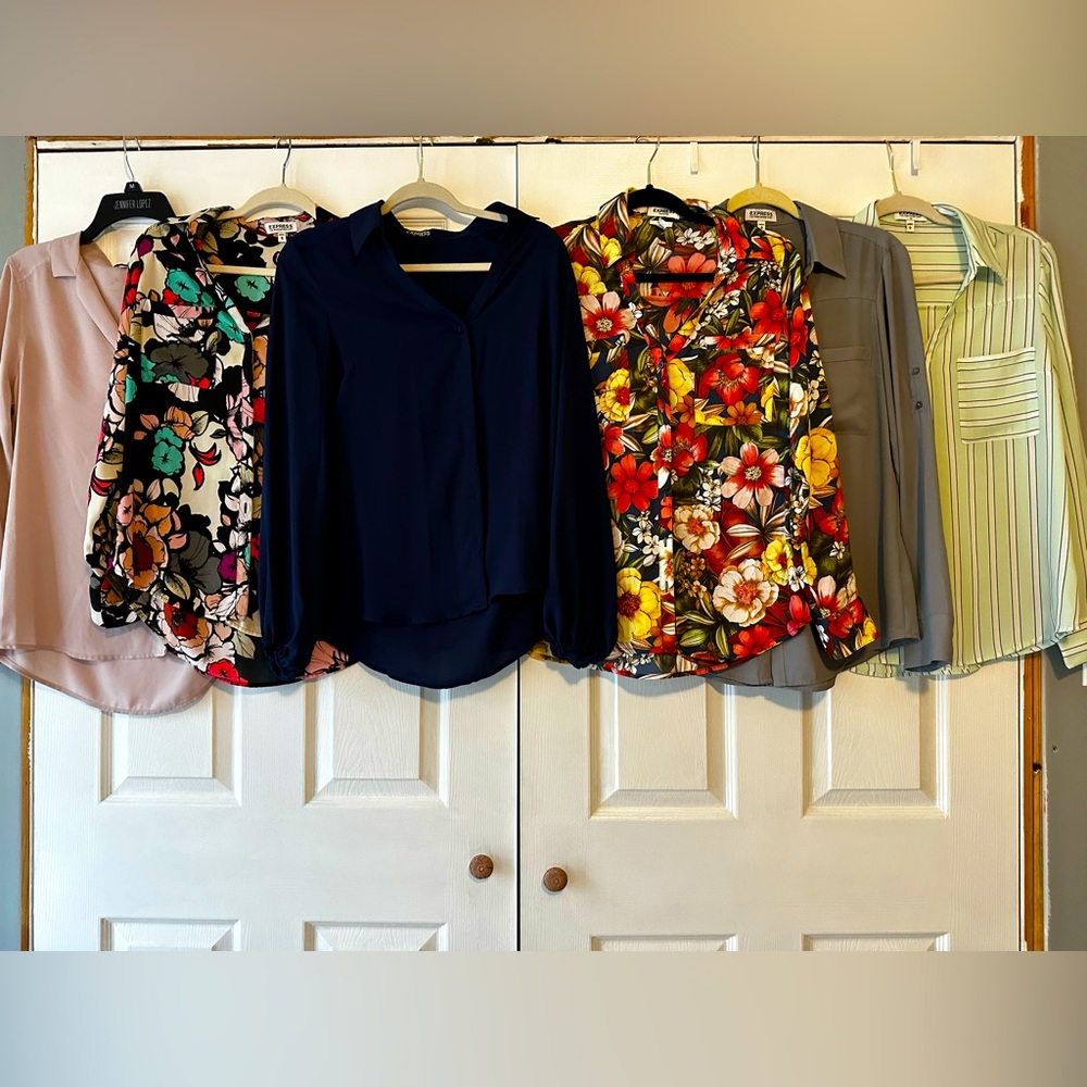 Six (6) women’s Express Portofino shirts size medium